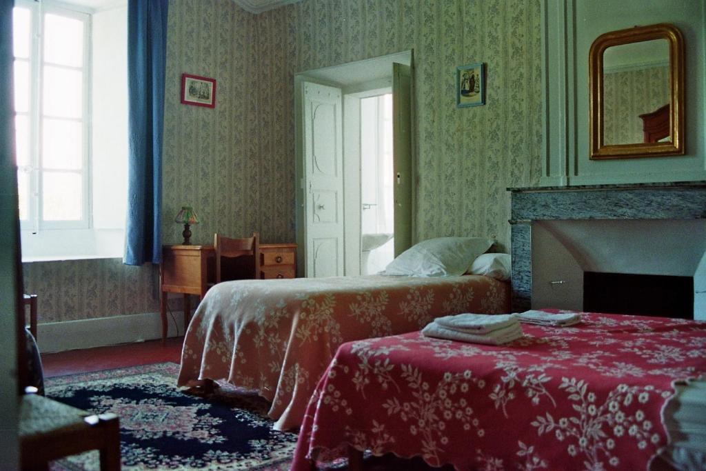 Hotel Du Chateau De Cabrieres Saint-Jean-du-Gard Pokoj fotografie